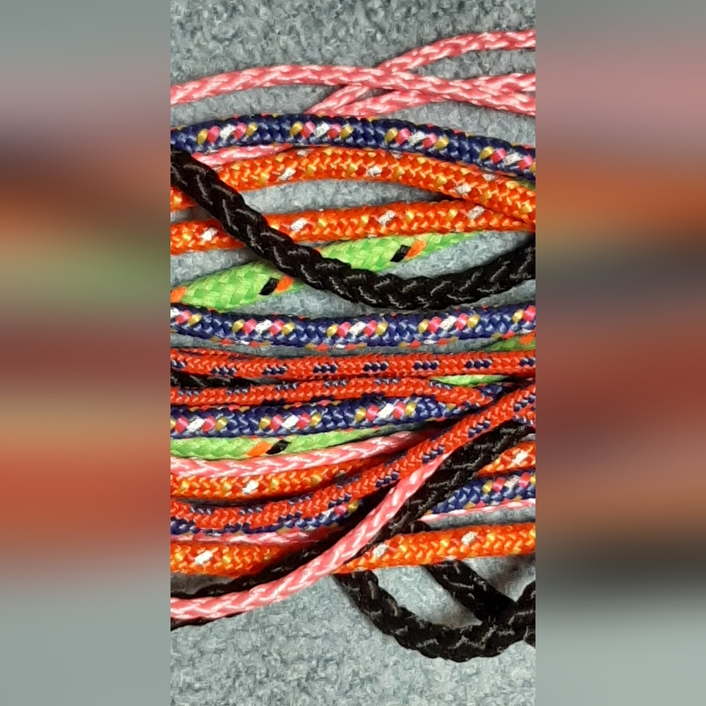 Multi-Color Keyring / Keychain & Clip - Picture 6 of 6